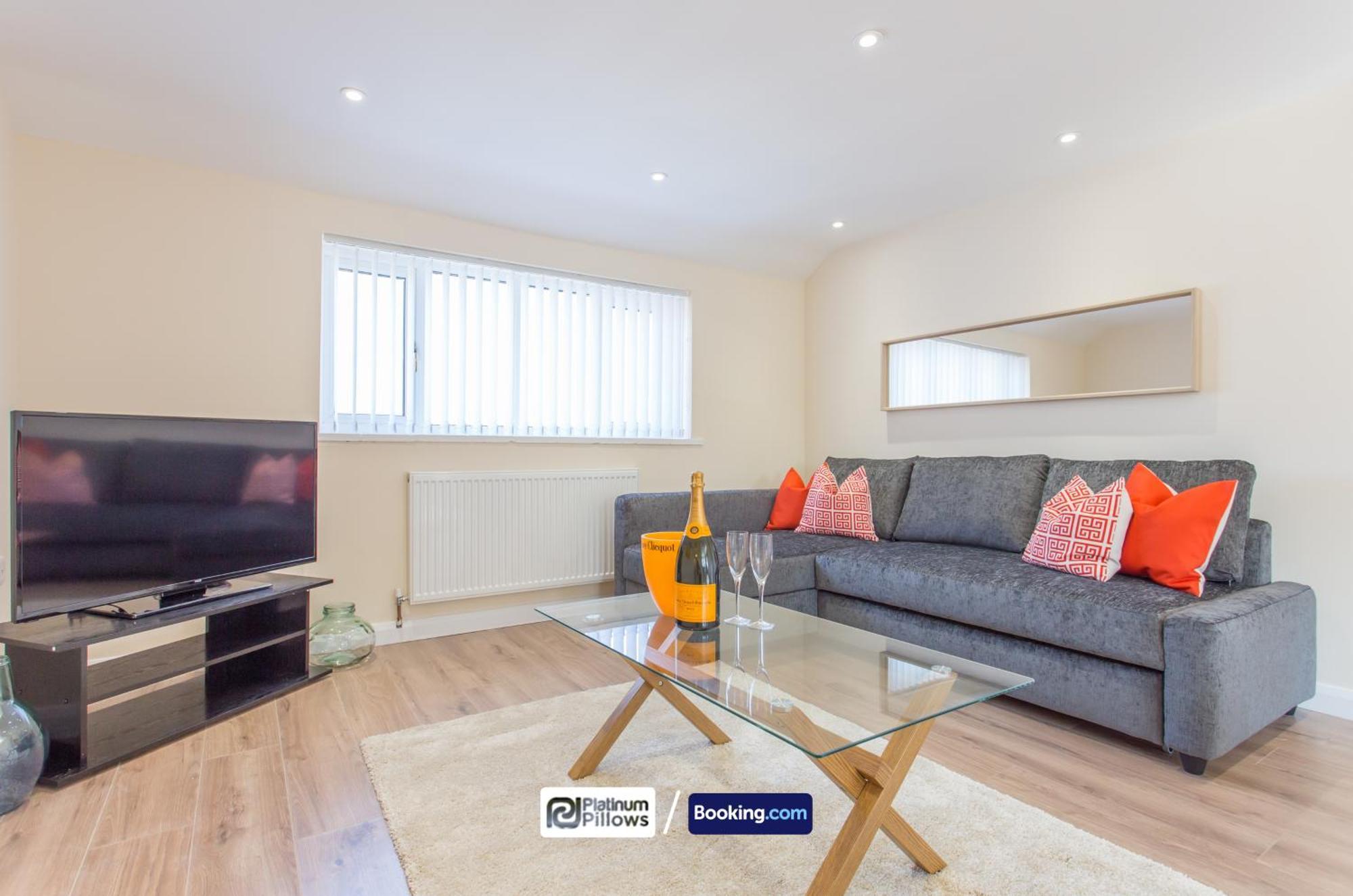 Modern Oxford 2 Bedroom Apartments, Near John Radcliffe Hospital, Weekly & Monthly Deals מראה חיצוני תמונה