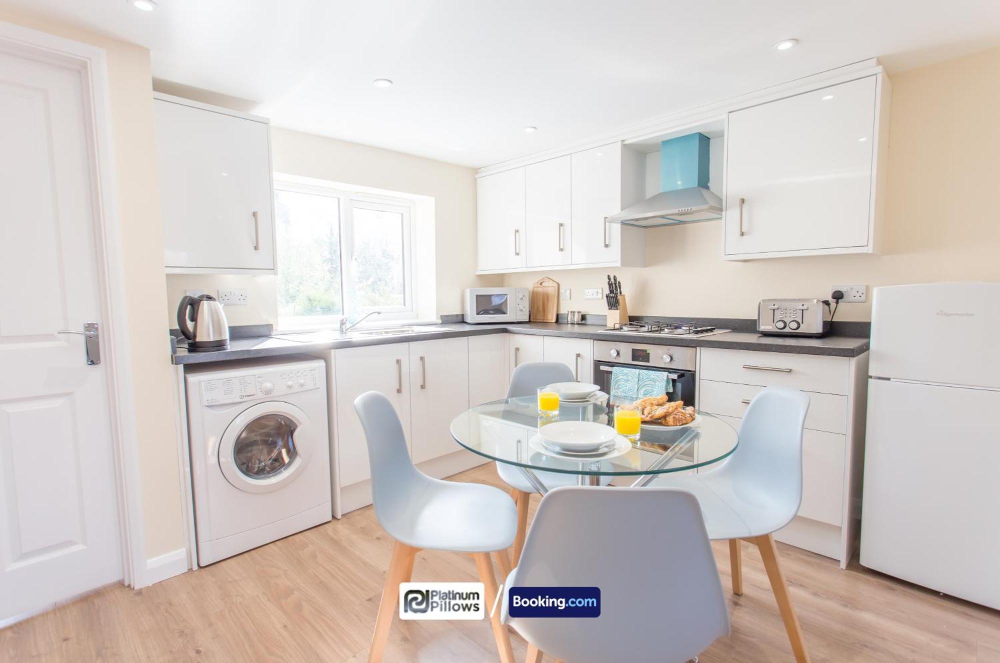 Modern Oxford 2 Bedroom Apartments, Near John Radcliffe Hospital, Weekly & Monthly Deals מראה חיצוני תמונה