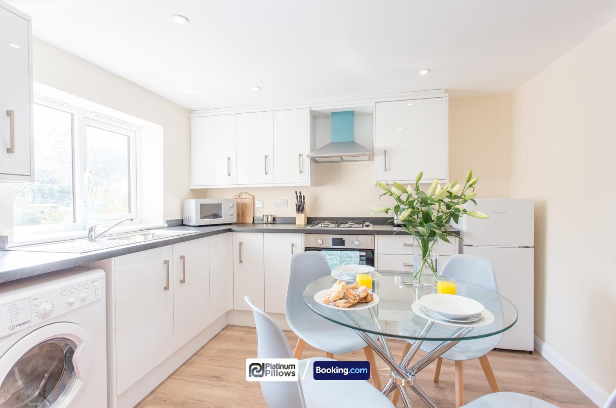 Modern Oxford 2 Bedroom Apartments, Near John Radcliffe Hospital, Weekly & Monthly Deals מראה חיצוני תמונה