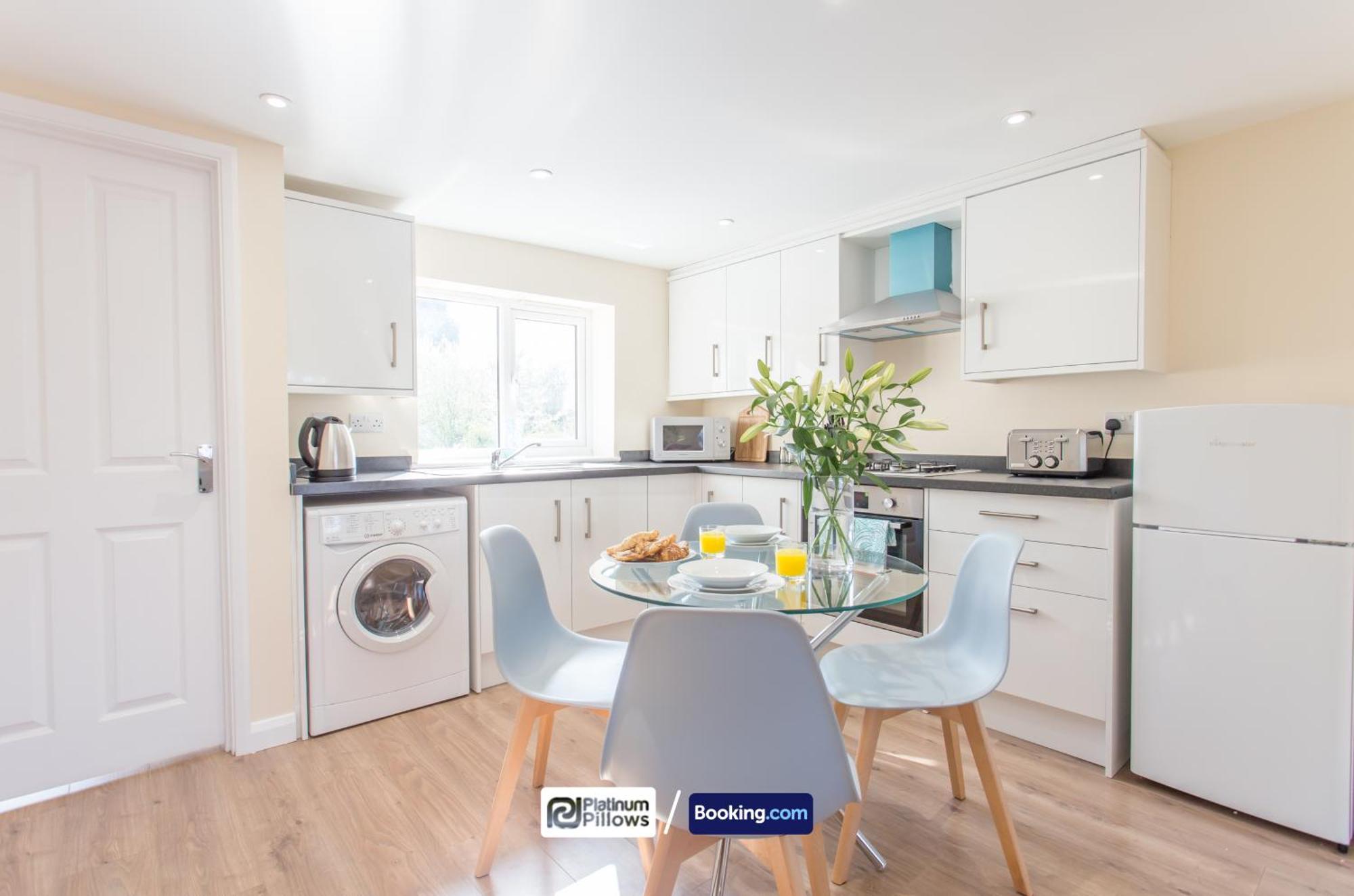 Modern Oxford 2 Bedroom Apartments, Near John Radcliffe Hospital, Weekly & Monthly Deals מראה חיצוני תמונה